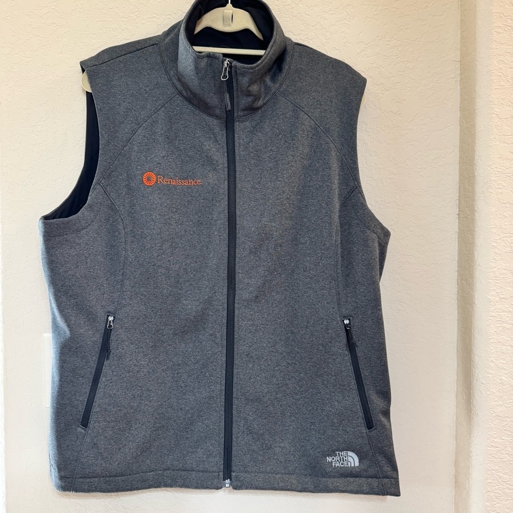 The North Face Women's Zip-Up Gray Vest Size XXL